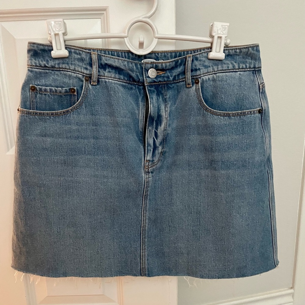 Old Navy Denim skirt